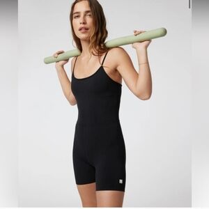 Like New ! Vuori All The Feels Romper Black size XS